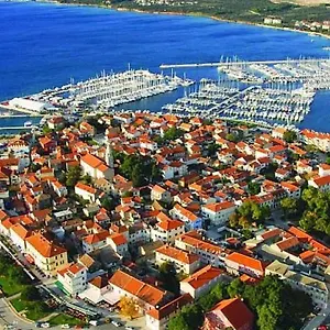 Mijo, Apartmán Biograd Na Moru