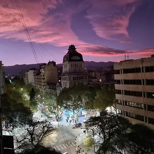 garibaldi-mendoza.hotelsmendoza.com/