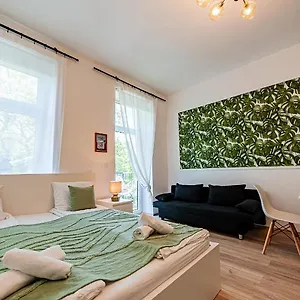 My Apartment- Jungle Alloggio in famiglia
