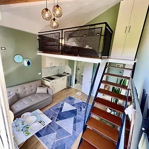 alvin-house.albaniahotels.org/