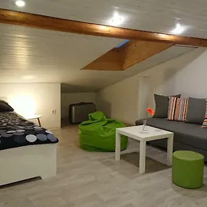 cosy-apartment-ljubljana.hotels-in-ljubljana.com/